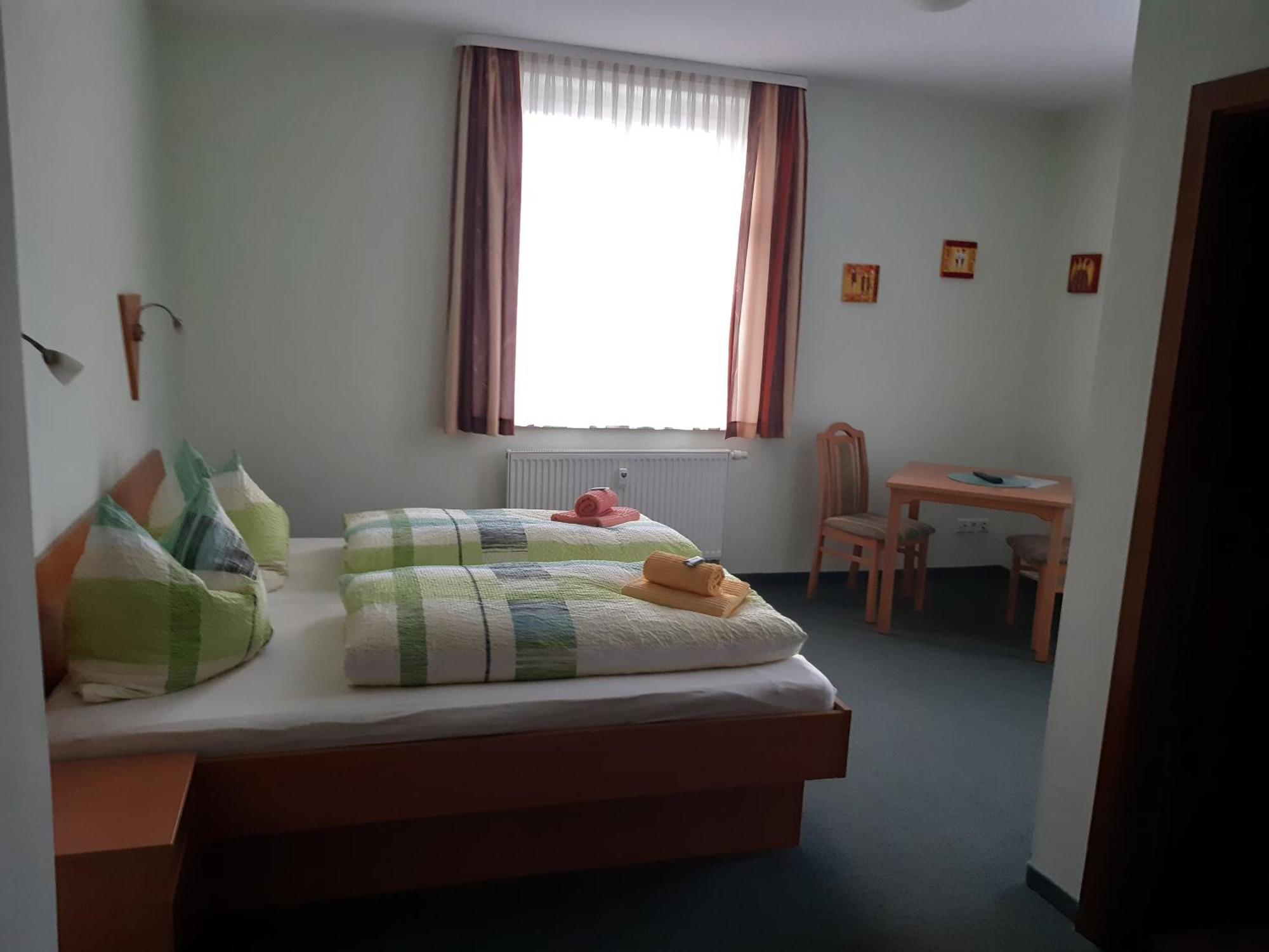 Pension Schoene Grossrohrsdorf Room photo